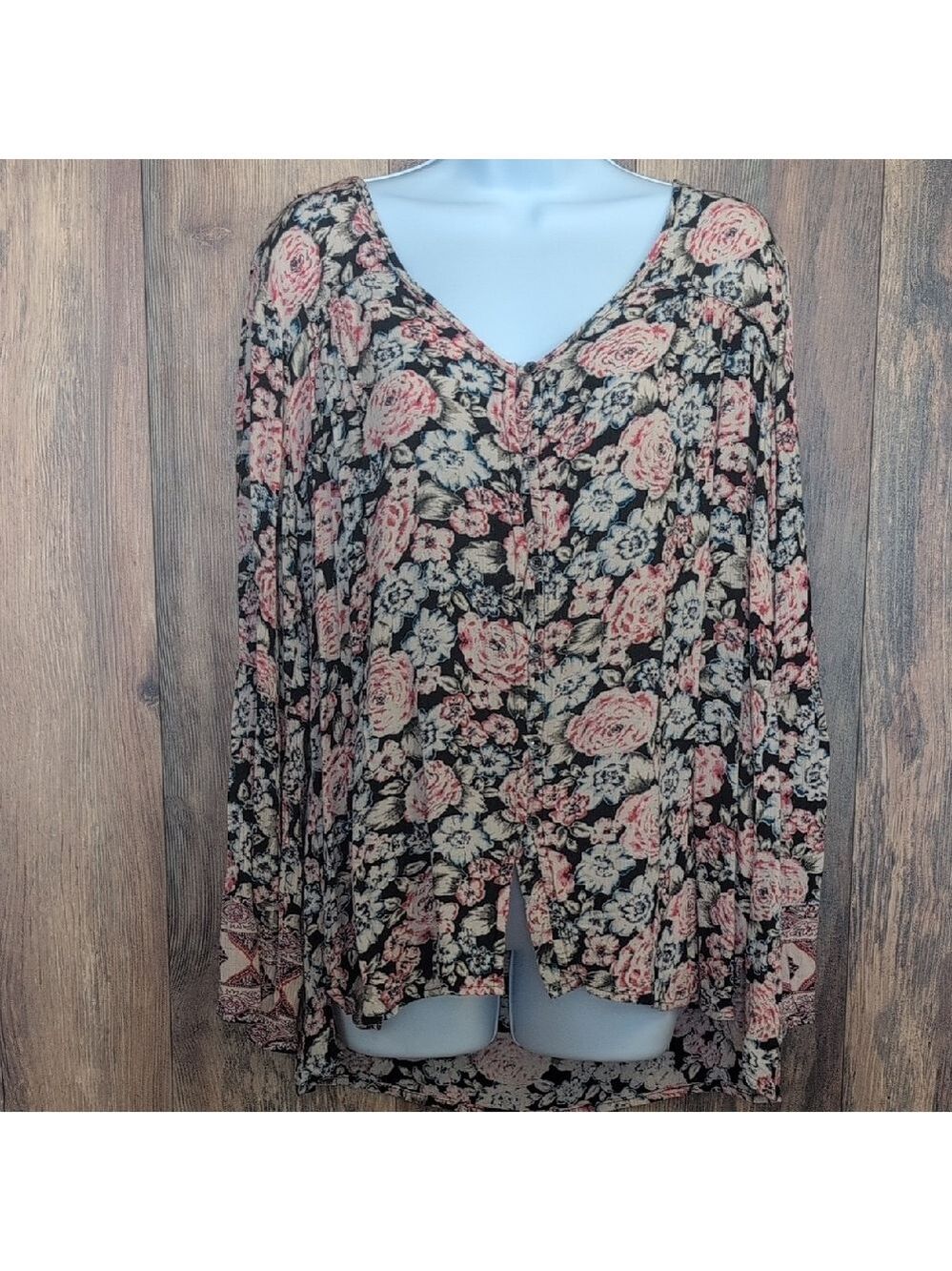 Billabong Lightweight Flowy Floral Button Down Blouse L                     V131